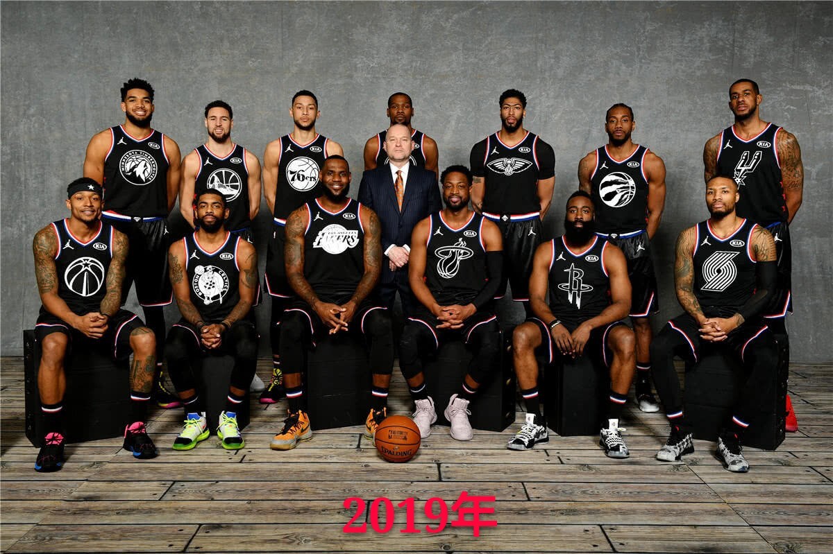 牢牢掌控 牢牢掌控